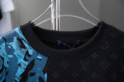 Camiseta estampada con patrón floral