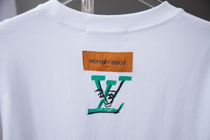 Camiseta con estampado facial
