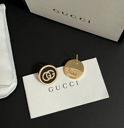 Boucles d'oreilles G élégantes et simples