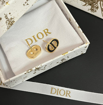 Pendientes de CD elegantes y sencillos
