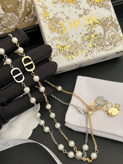 Joli collier de perles