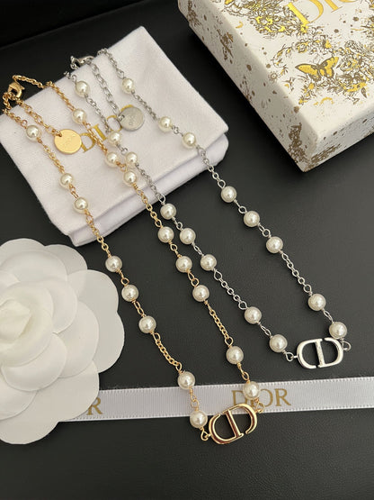 Joli collier de perles