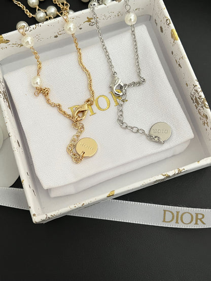 Joli collier de perles