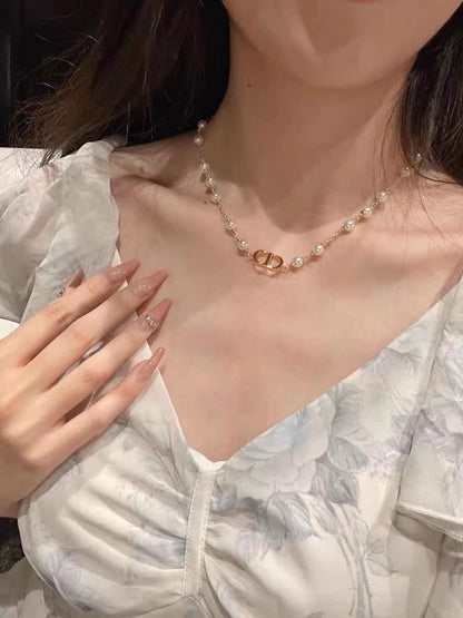 Joli collier de perles