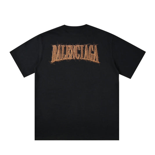 T-shirt imprimé créatif