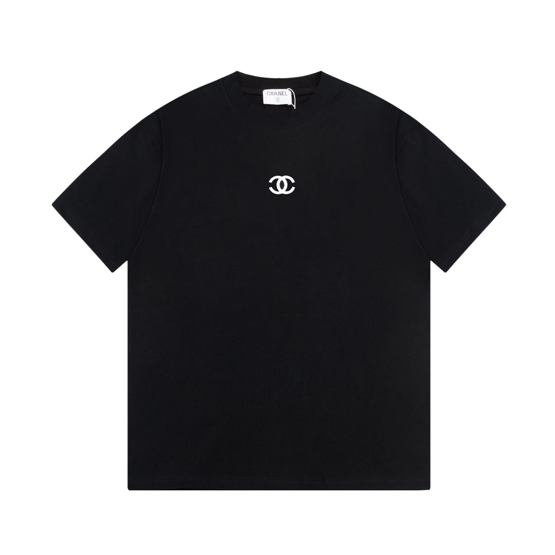 Camiseta estampada con la letra C