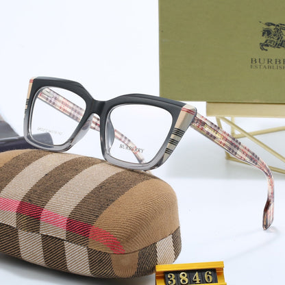 Lunettes œil-de-chat à carreaux tendance