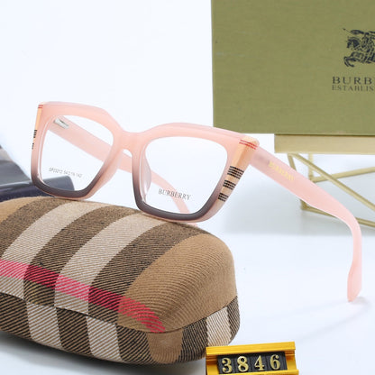 Lunettes œil-de-chat à carreaux tendance