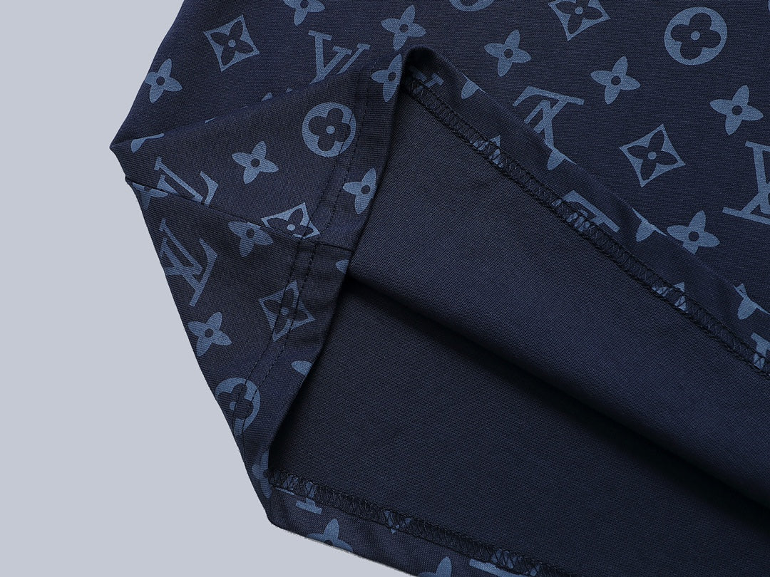Camiseta con estampado completo
