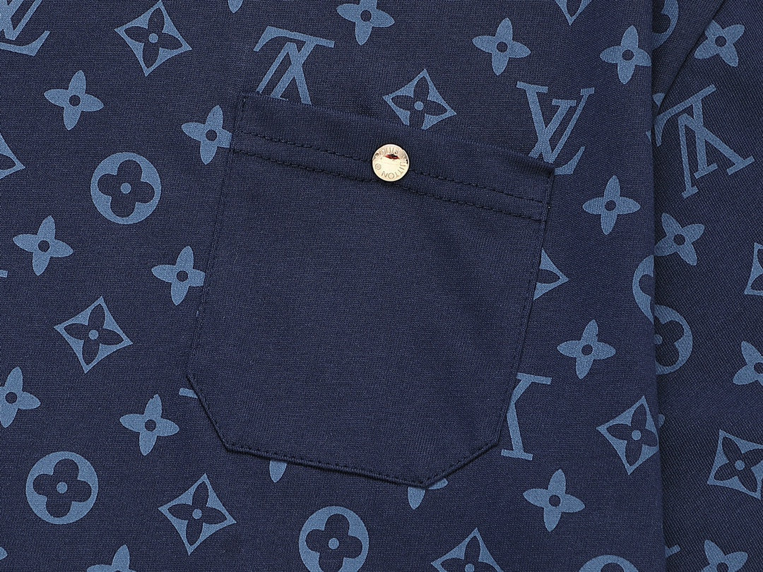 Camiseta con estampado completo