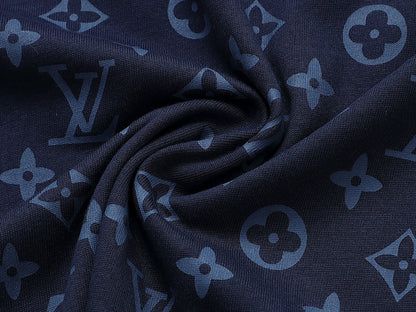 Camiseta con estampado completo