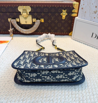 Sac chaîne emblématique