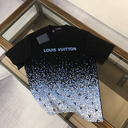 Camiseta con estampado de estrellas degradadas