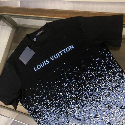 Camiseta con estampado de estrellas degradadas