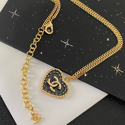 Collier cœur bleu roi vintage
