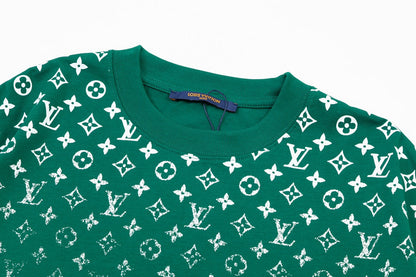 Camiseta con estampado de monograma degradado