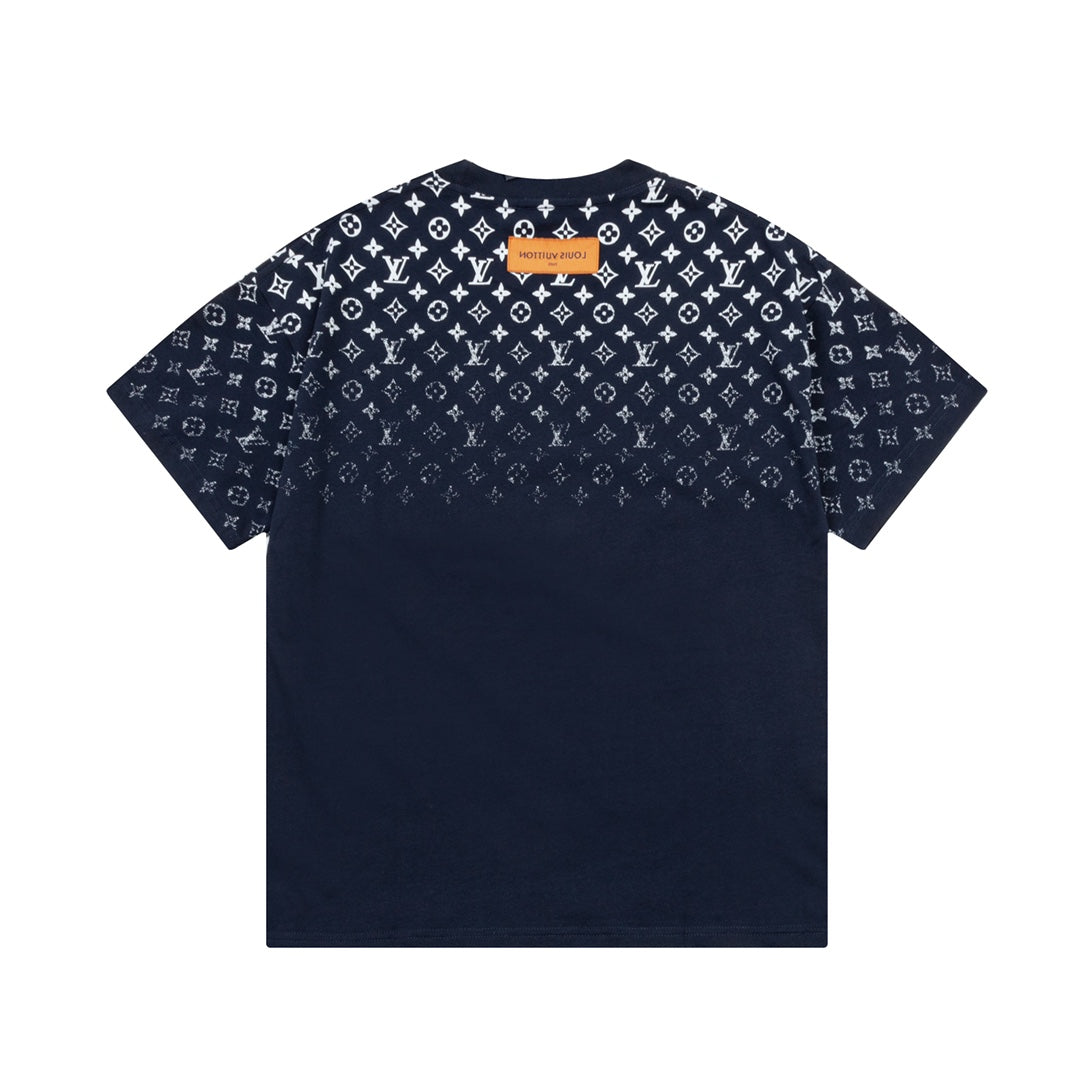 Camiseta con estampado de monograma degradado