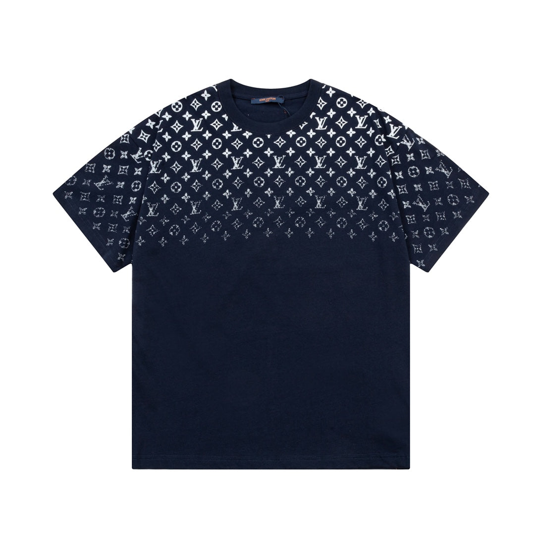Camiseta con estampado de monograma degradado