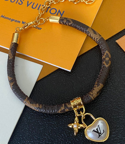 Pulsera clásica de cuero personalizada
