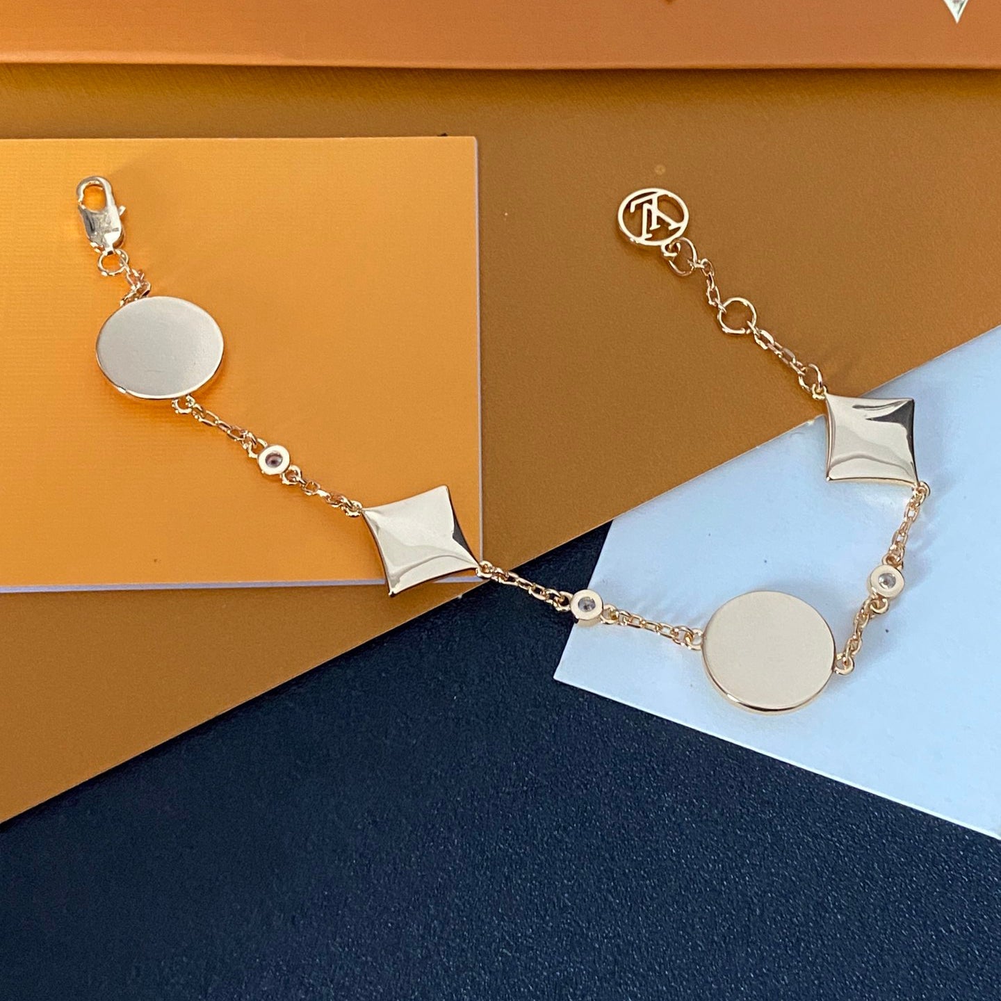 Pulsera Multi-Diseño Blossom