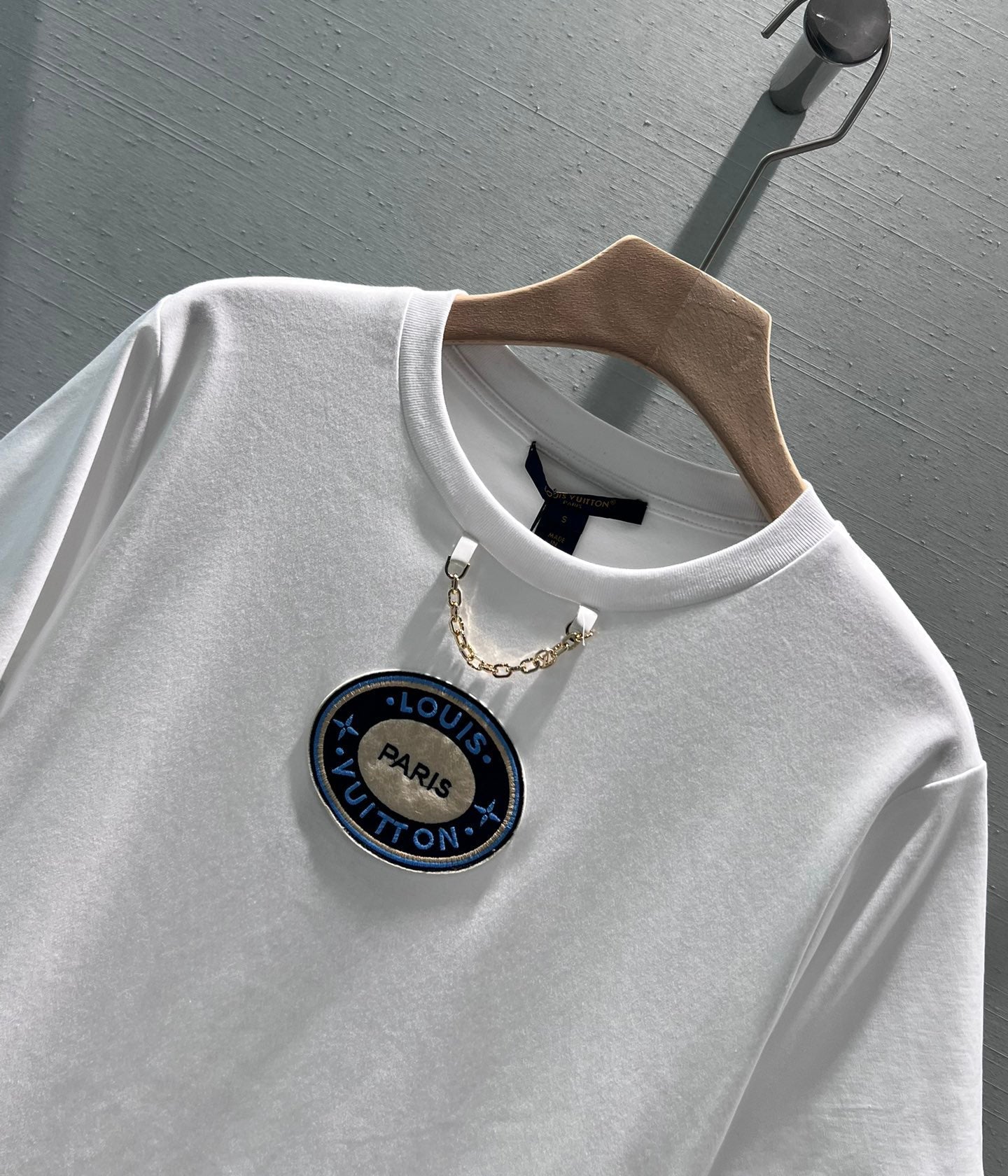 Camiseta de algodón premium Circle Chain Chic