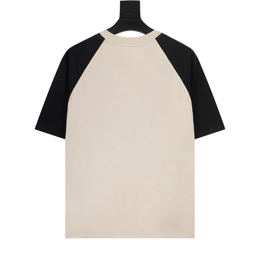 T-shirt color block à la mode
