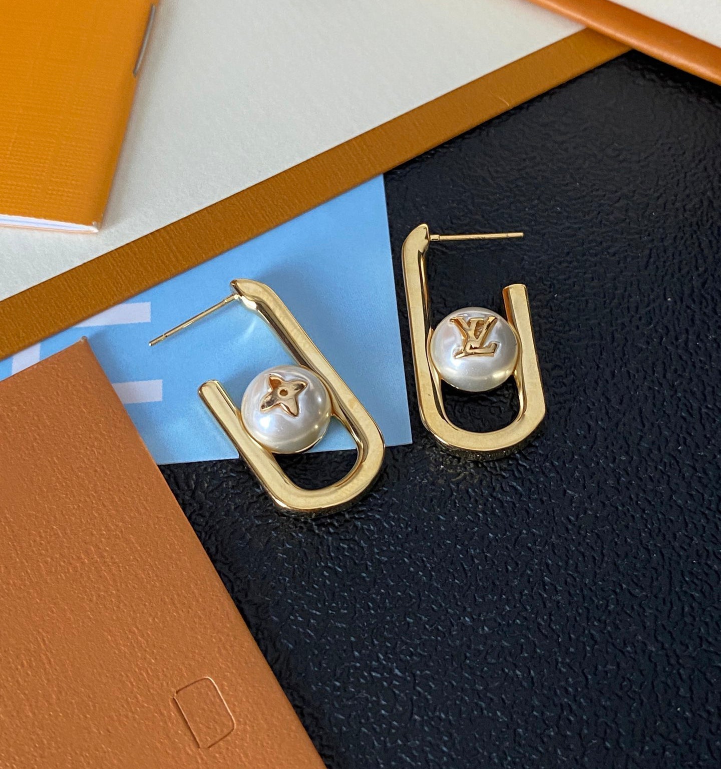 Pendientes de perlas sencillos