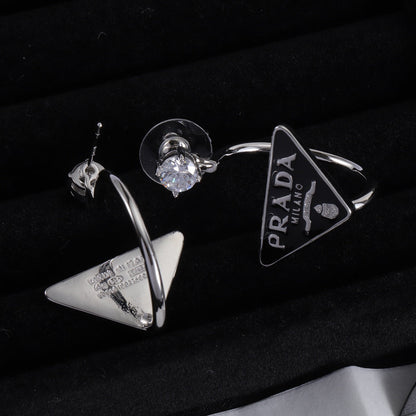 Pendientes con Símbolo de Triángulo