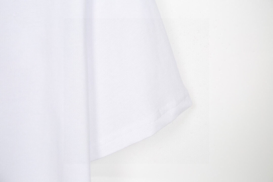 Camiseta con estampado de flor de ciruelo