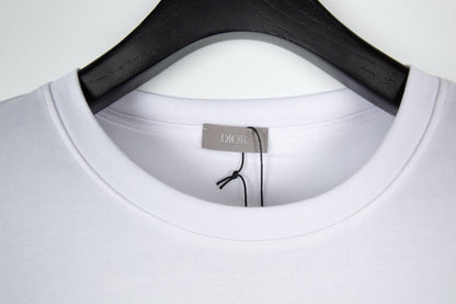 Camiseta con estampado de flor de ciruelo