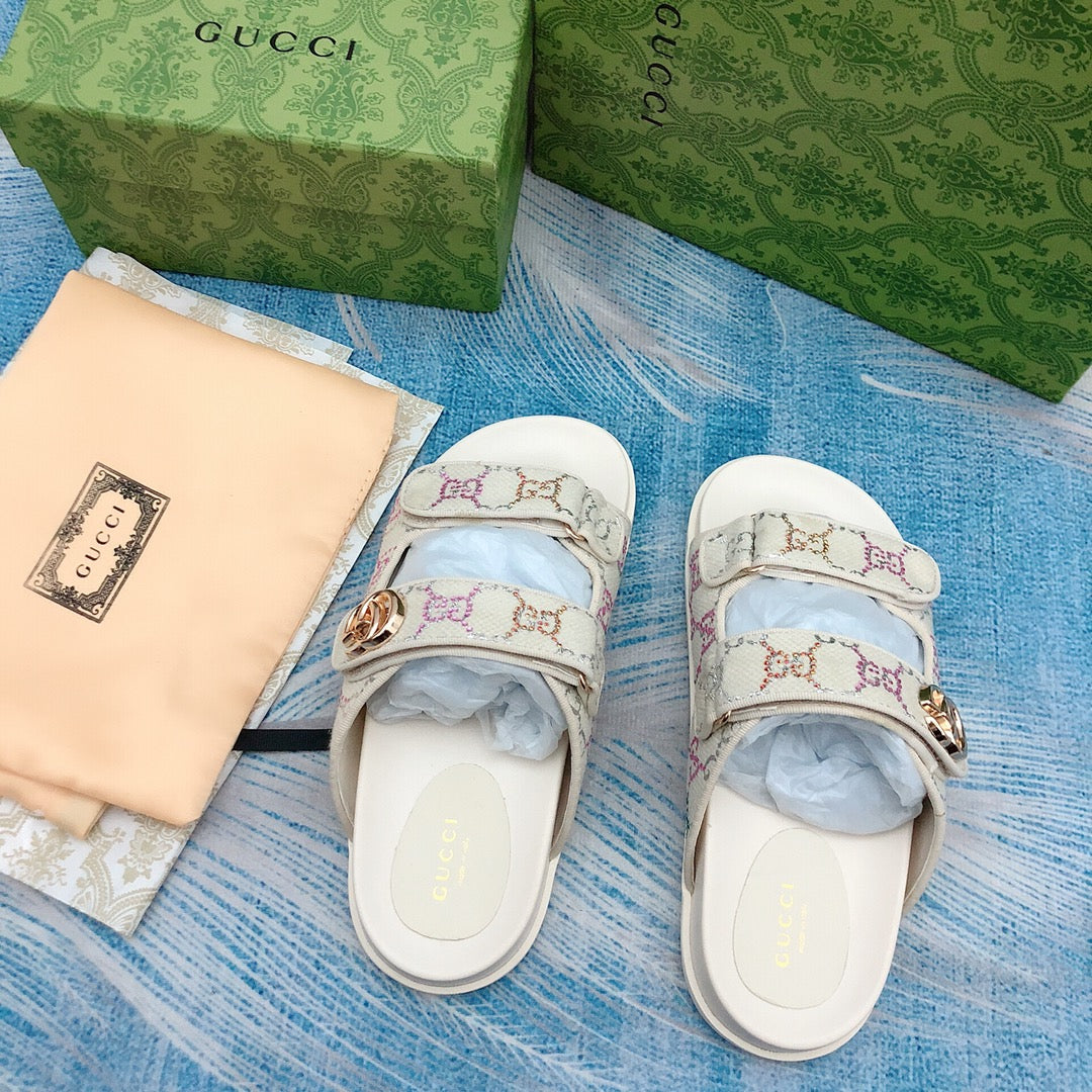 Sandalias Vintage G grabadas con velcro