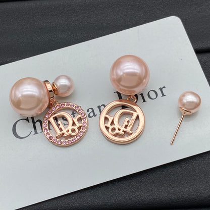 Boucles d'oreilles créoles perles et lettres diamantées
