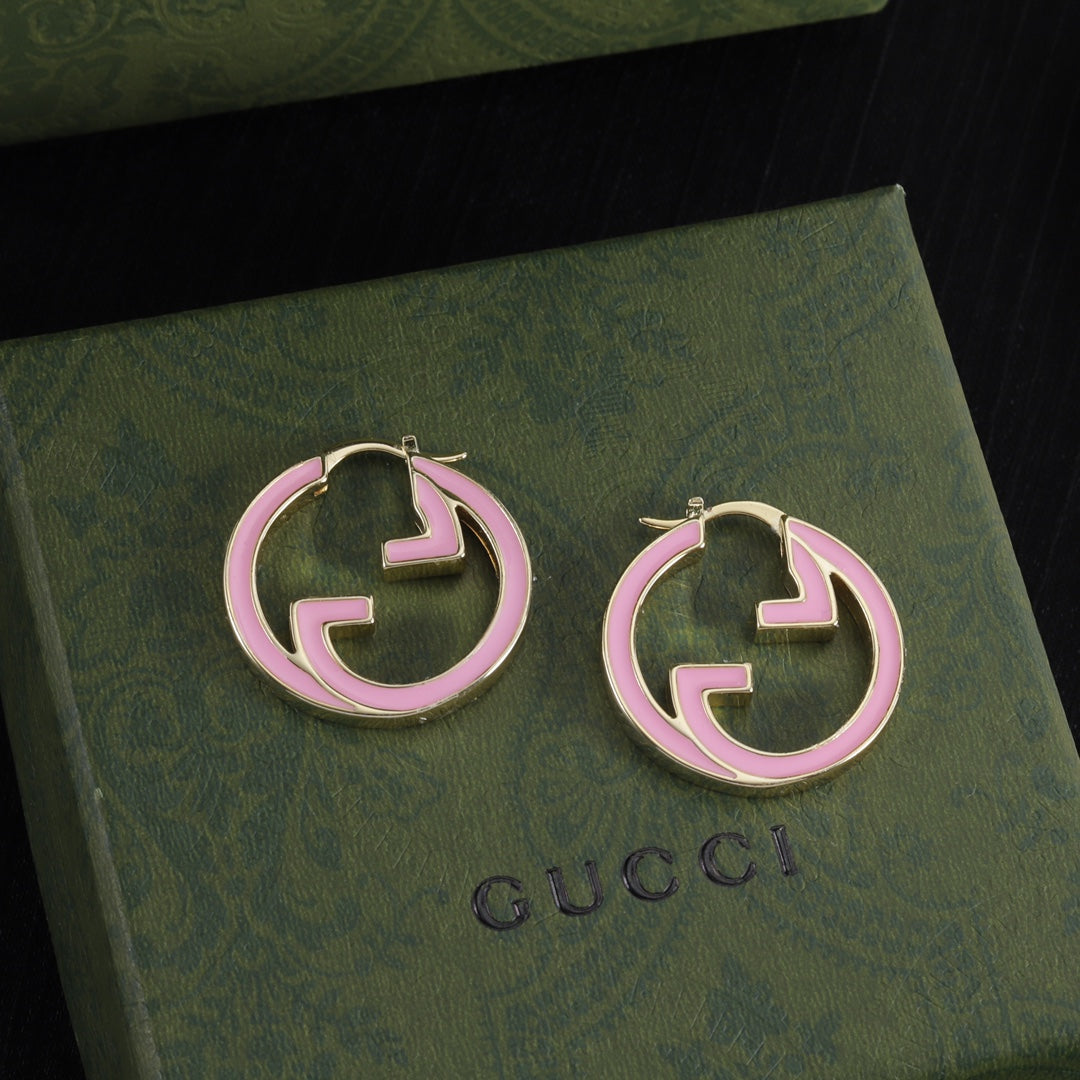 Aretes de aro redondos calados de esmalte