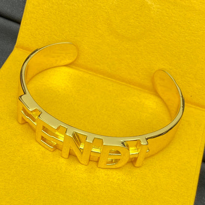 Brazalete Abierto Metálico con Letras