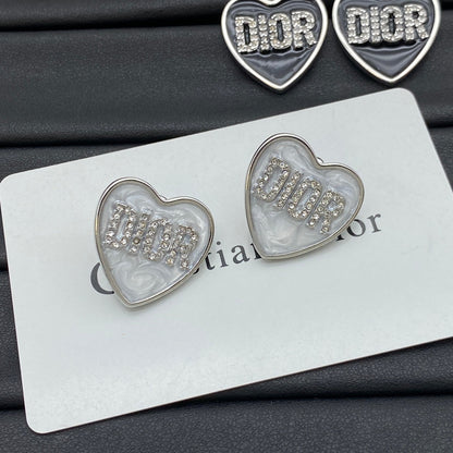 Pendientes Grabados de Diamante Corazón de Amor