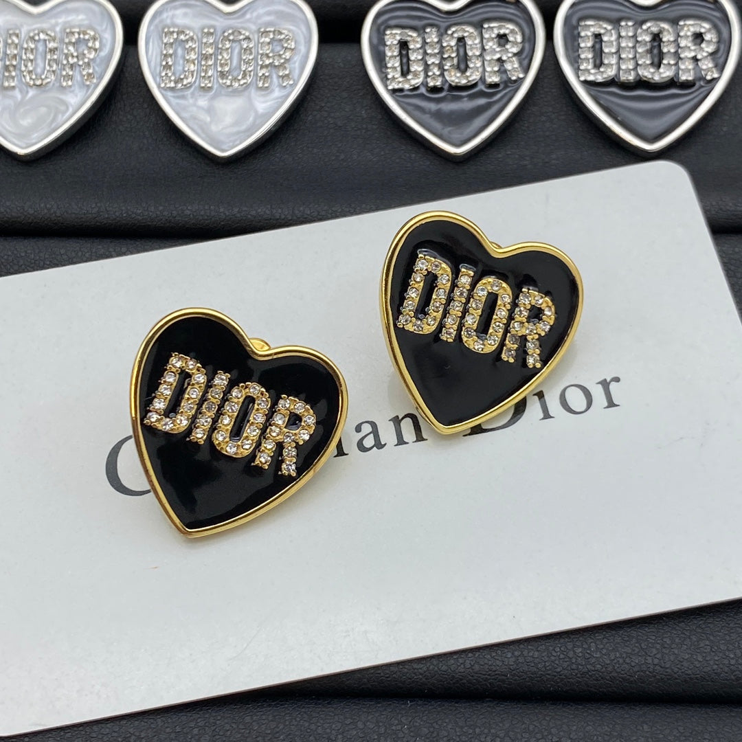 Pendientes Grabados de Diamante Corazón de Amor