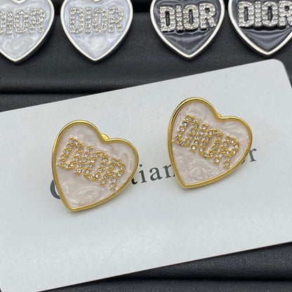 Pendientes Grabados de Diamante Corazón de Amor