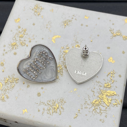Pendientes Grabados de Diamante Corazón de Amor