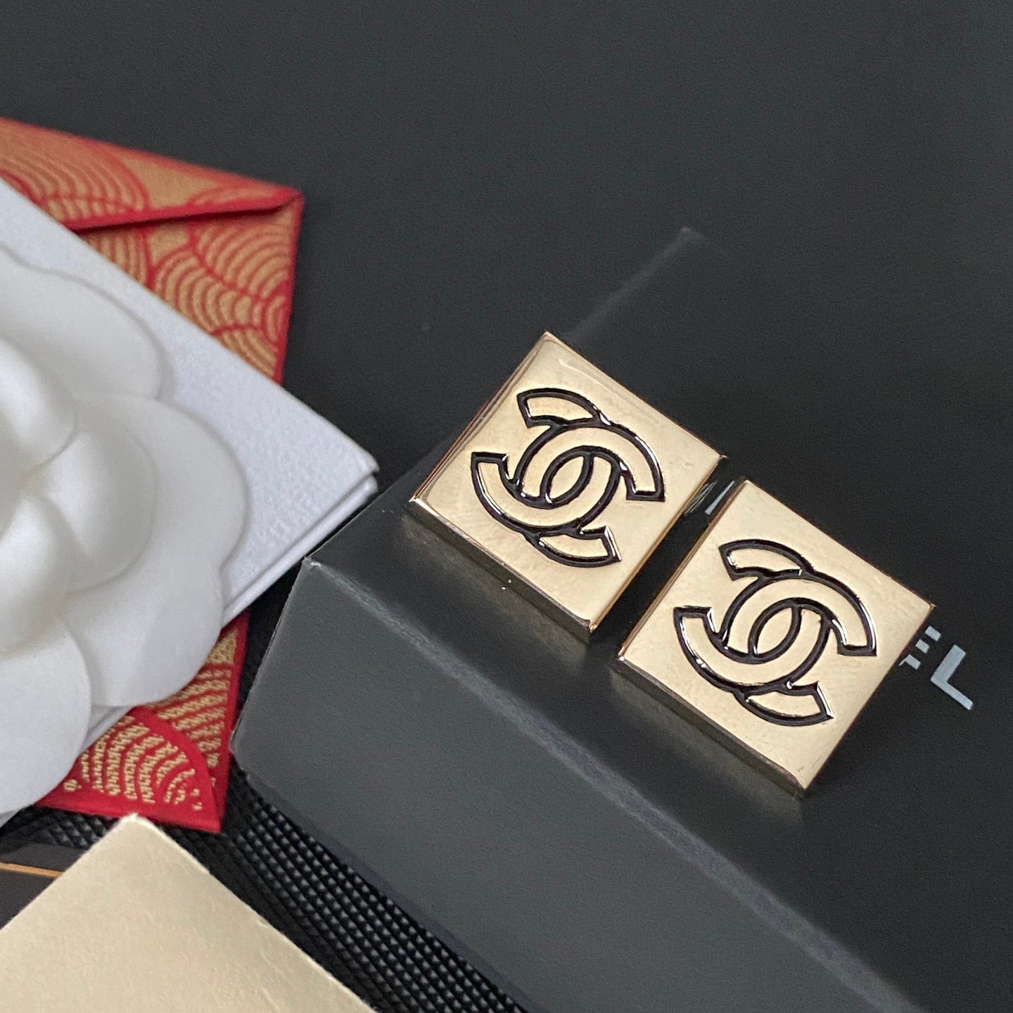 Pendientes Cuadrados Dorados Vintage