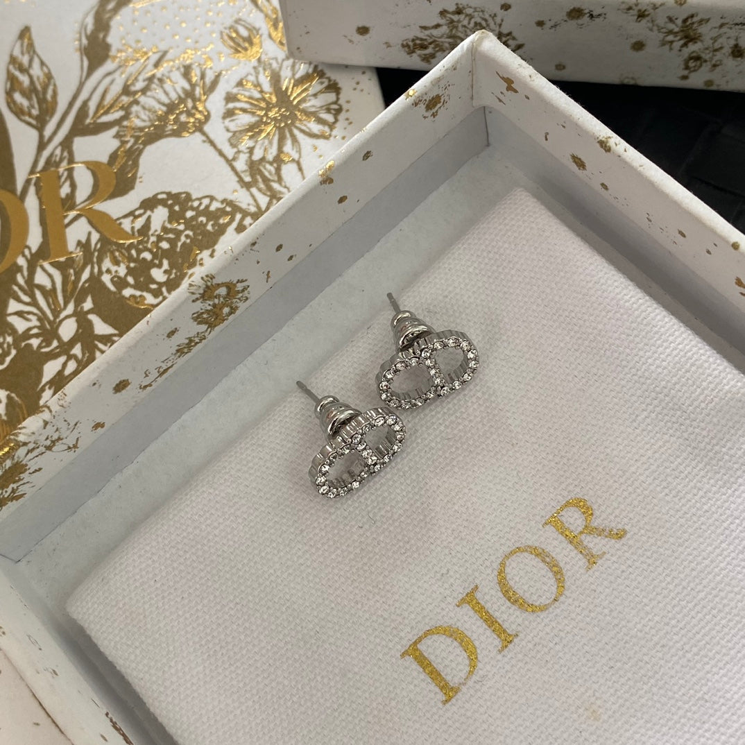 Pendientes mini de temperamento con diamantes de imitación