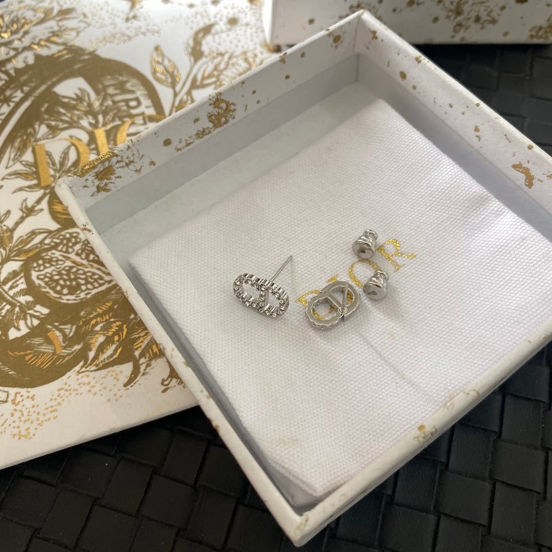 Pendientes mini de temperamento con diamantes de imitación