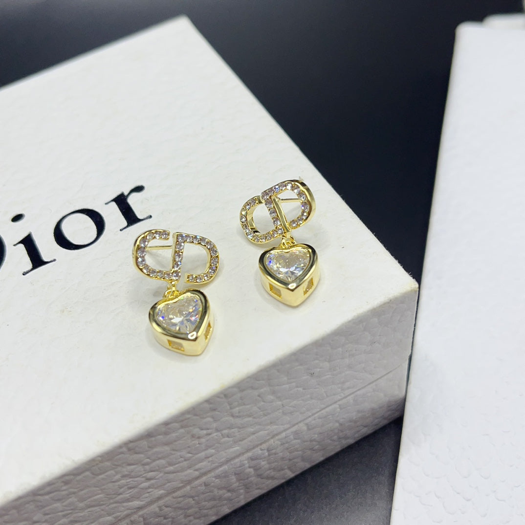 Pendientes con colgante de corazón de diamantes de 2 colores a la moda