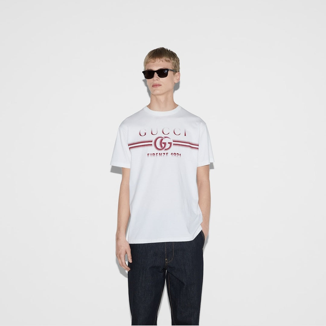 Camiseta con estampado retro