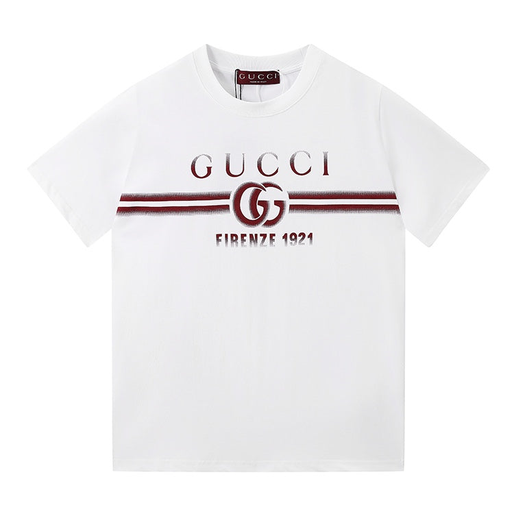 Camiseta con estampado retro