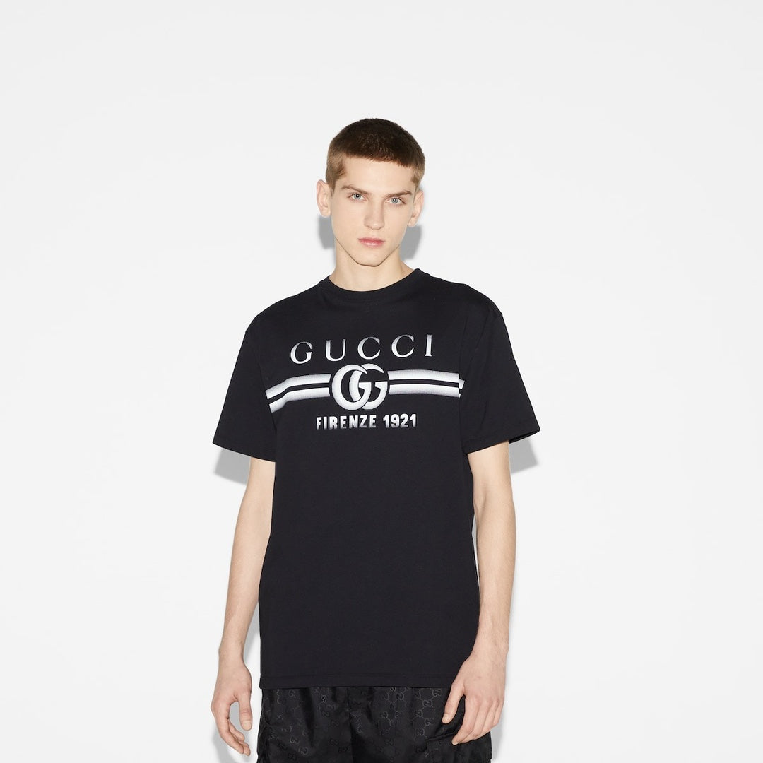 Camiseta con estampado retro