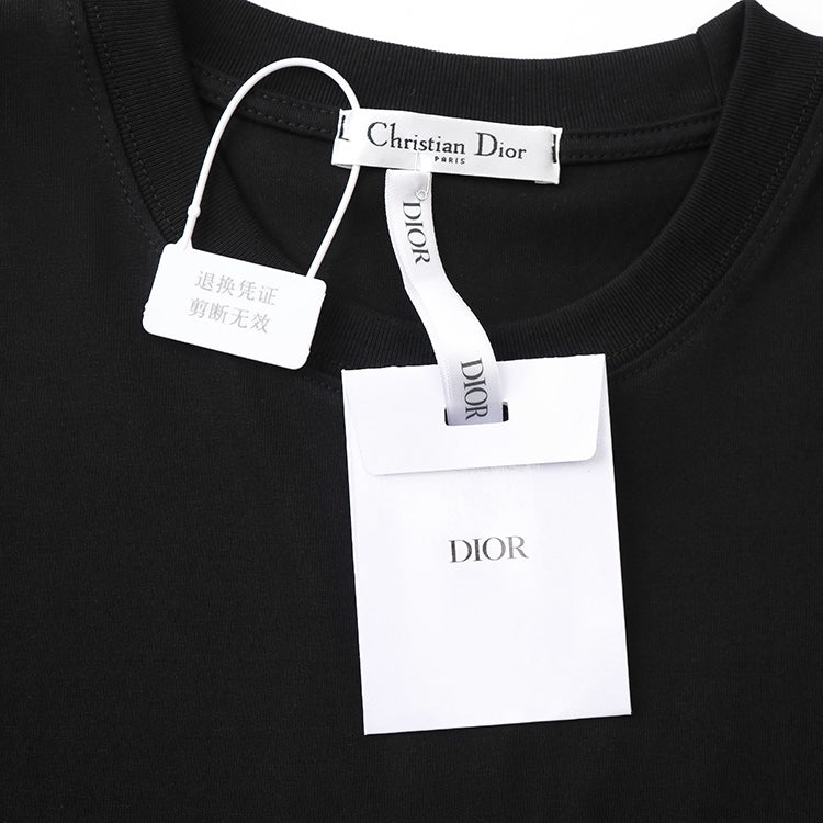 Camiseta de moda con estampado de letras