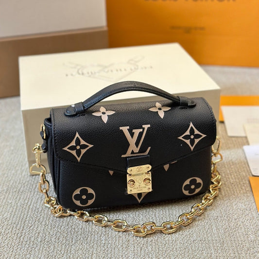 Mini sac messager en cuir gaufré
