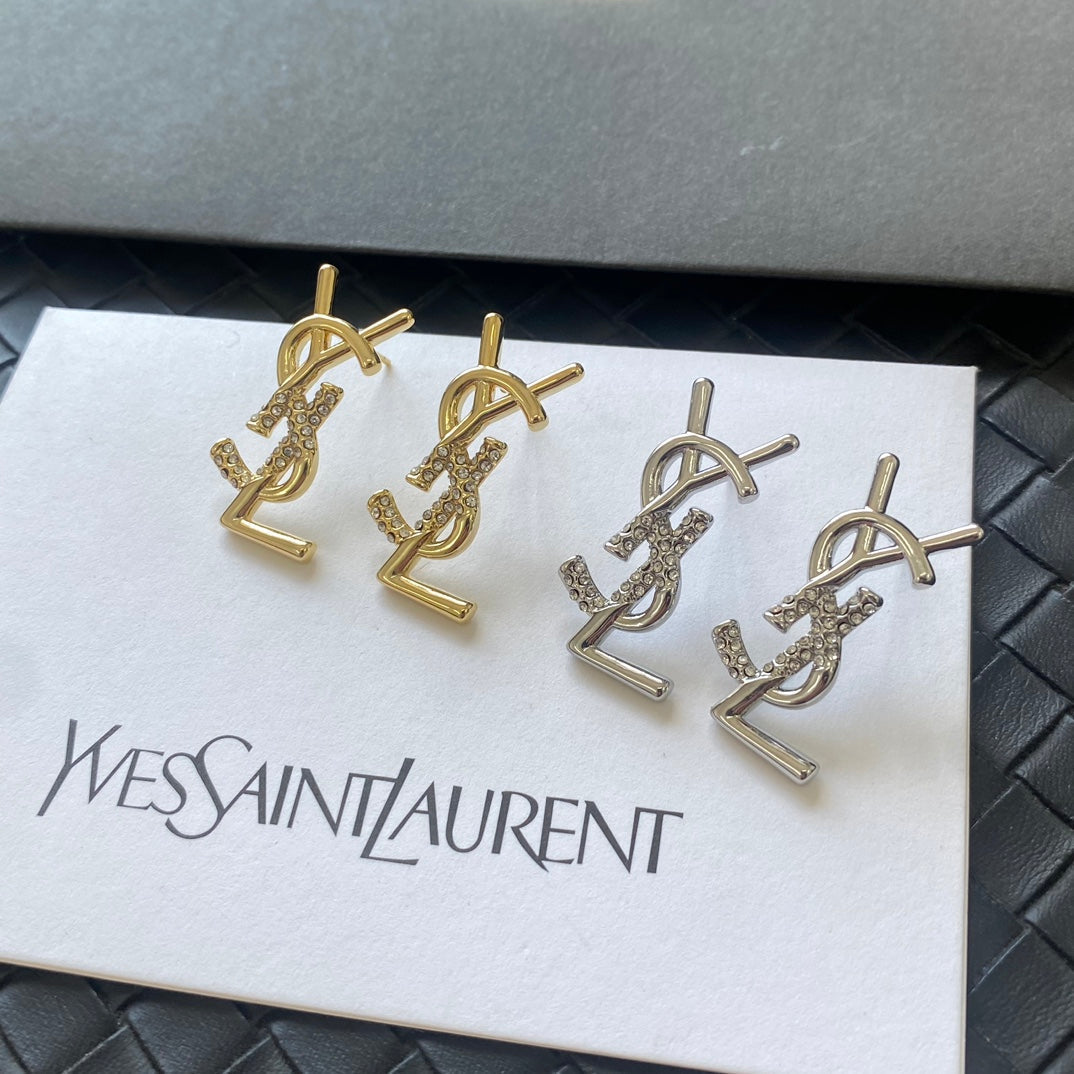 Pendientes de metal con logo de diamante