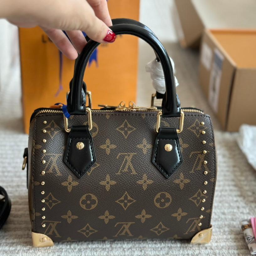 Bolso de mano Rivet