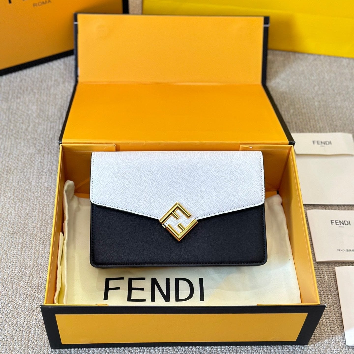Bolso cruzado FF Diamonds